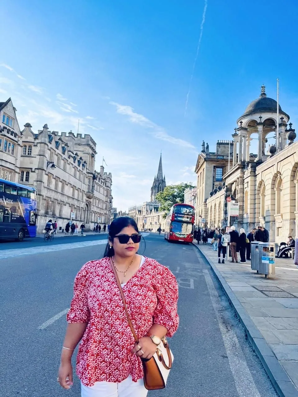 Walking through Oxford, UK
